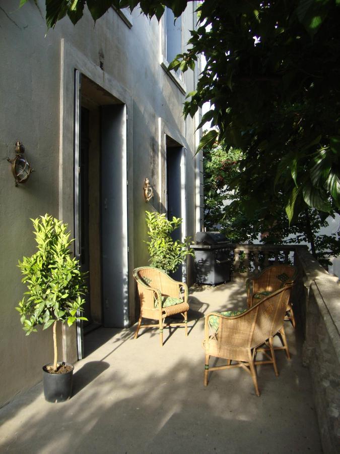 Bed and Breakfast Les Remparts à Capestang Extérieur photo
